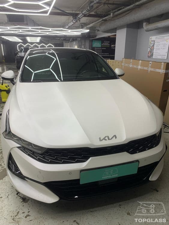 Тонирование лобового стекла KIA K5