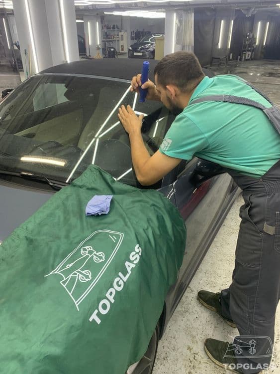 Ремонт скола Porsche Boxter